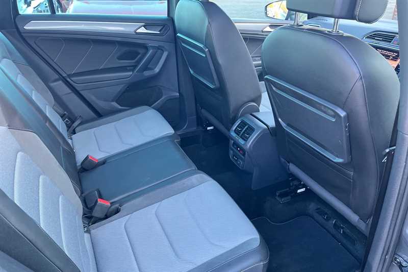Used Volkswagen Tiguan 2019 for sale - 77146053: Photo 32