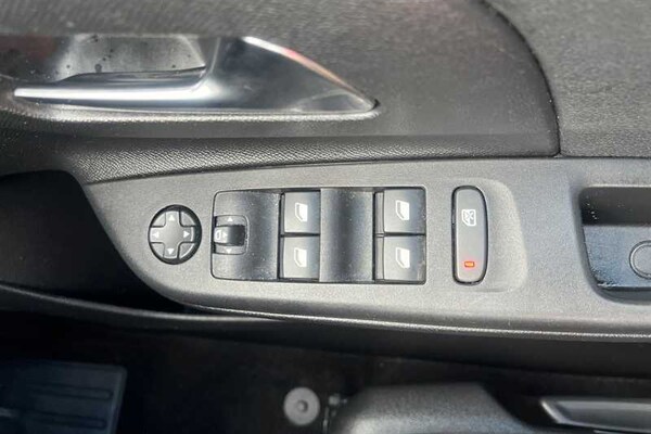 Used Vauxhall Corsa 2024 for sale - 76204255: Photo 16