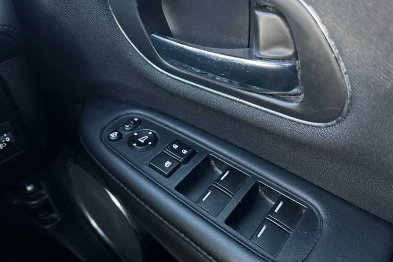 Used Honda HR-V 2018 for sale - 76731802: Photo 16