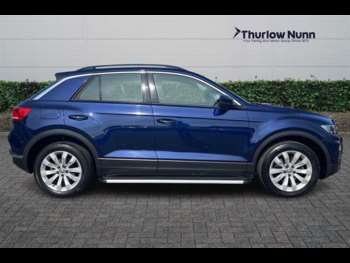 Used Volkswagen T-Roc 2018 for sale - 74960178: Photo