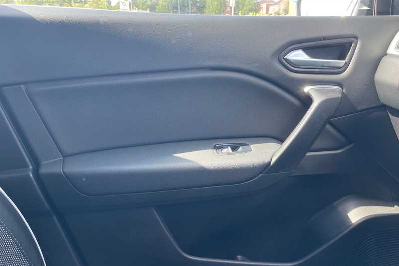 Used Renault Captur 2022 for sale - 76773629: Photo 17