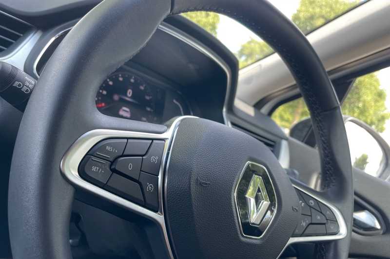 Used Renault Captur 2022 for sale - 76773629: Photo 30