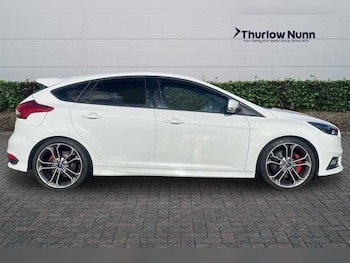 Used Ford Focus 2015 for sale - 75967345: Photo