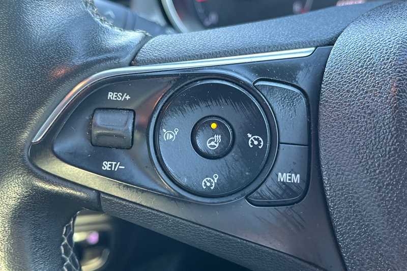 Used Vauxhall Crossland 2022 for sale - 76204301: Photo 40