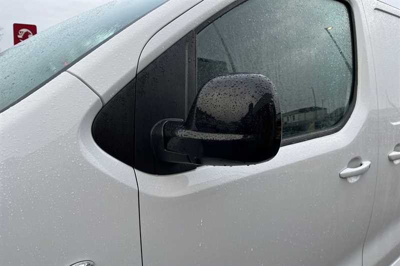 Used Vauxhall Vivaro 2023 for sale - 77471492: Photo 32