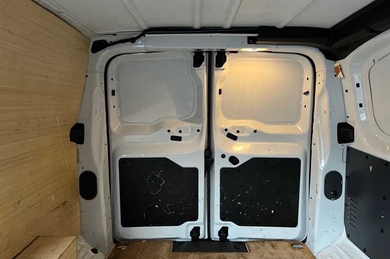 Used Vauxhall Vivaro 2023 for sale - 77471492: Photo 43