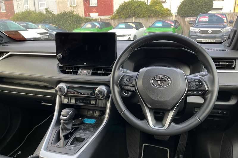 Used Toyota RAV4 2023 for sale - 76610096: Photo 12