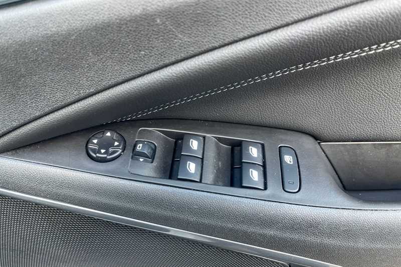 Used Vauxhall Crossland 2022 for sale - 76731812: Photo 16