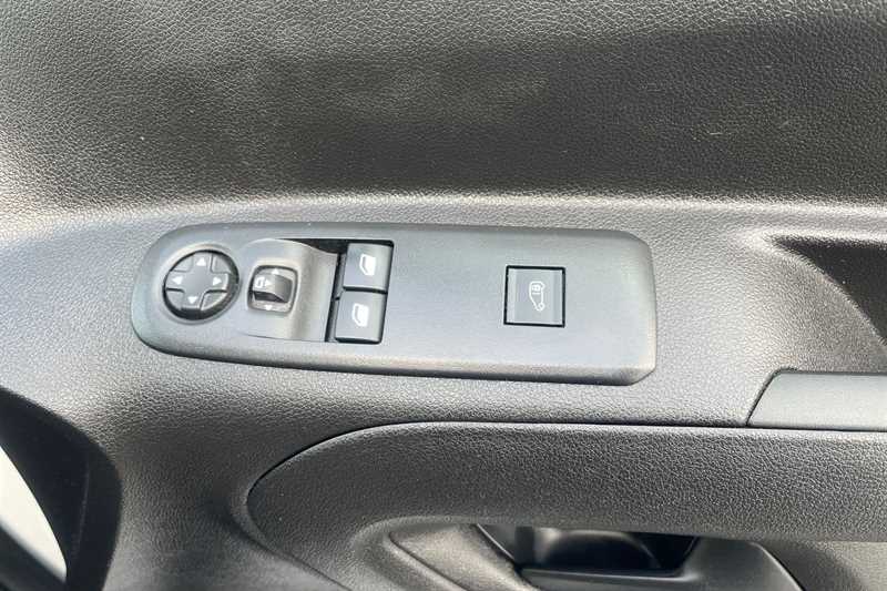 Used Vauxhall Combo 2023 for sale - 77472107: Photo 16