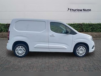 Used Vauxhall Combo 2023 for sale - 77472107: Photo