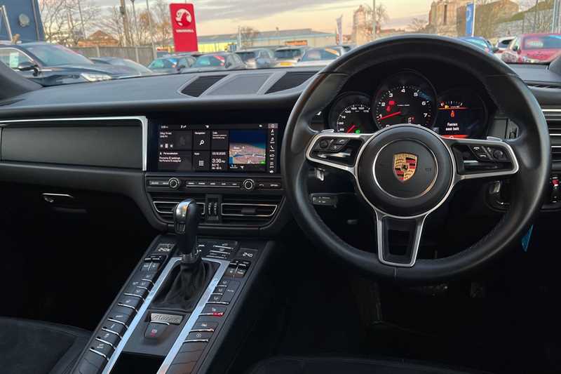 Used Porsche Macan 2020 for sale - 77471508: Photo 12