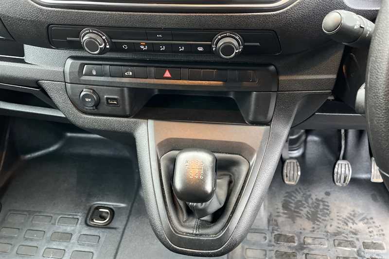 Used Vauxhall Vivaro 2023 for sale - 77513752: Photo 14