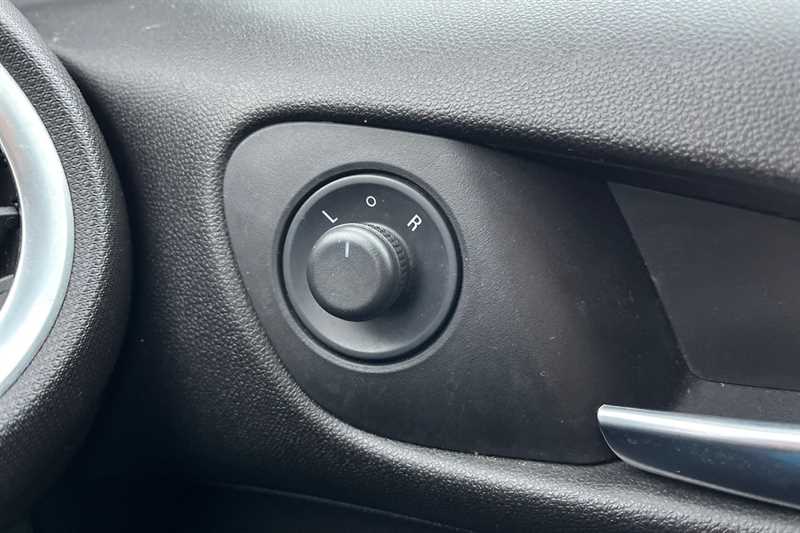 Used Vauxhall ADAM 2018 for sale - 77471845: Photo 44