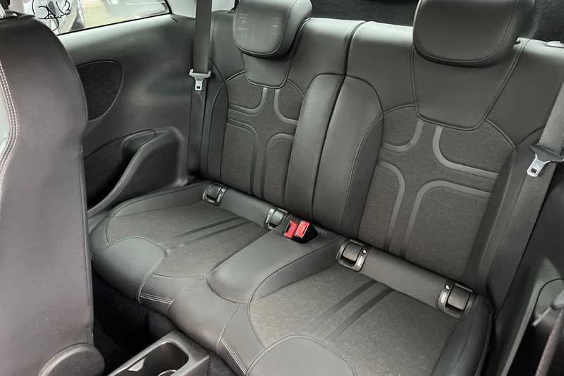 Used Vauxhall ADAM 2018 for sale - 77471845: Photo 56