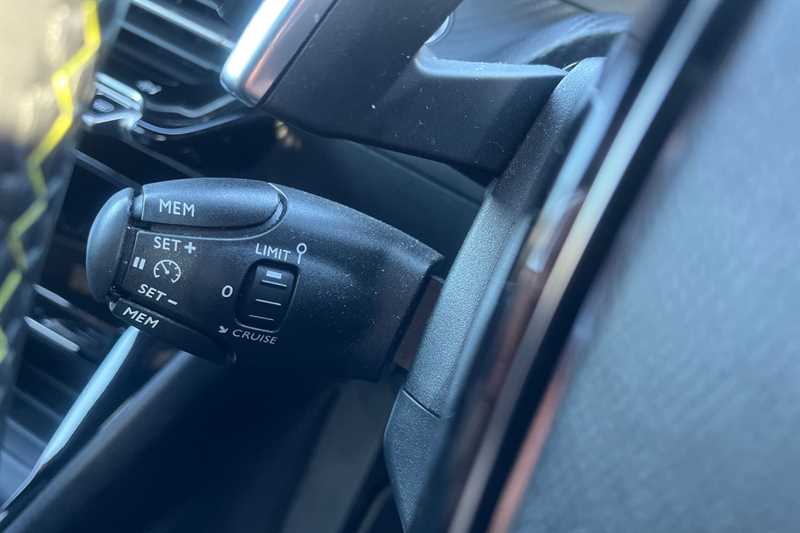 Used Peugeot 2008 2023 for sale - 77146342: Photo 29