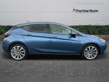 Used Vauxhall Astra 2017 for sale - 75980302: Photo