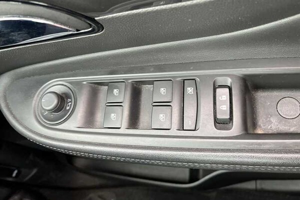 Used Vauxhall Mokka X 2017 for sale - 76204219: Photo 16