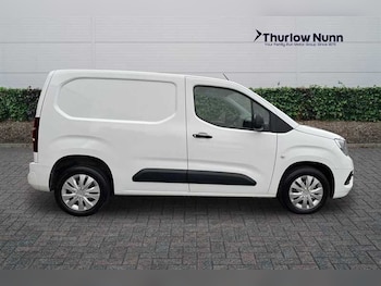 Used Vauxhall Combo 2020 for sale - 77472079: Photo