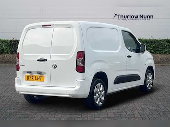 Used Vauxhall Combo 2021 for sale - 76204406: Photo