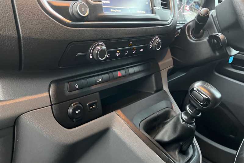 Used Vauxhall Vivaro 2021 for sale - 77146363: Photo 49