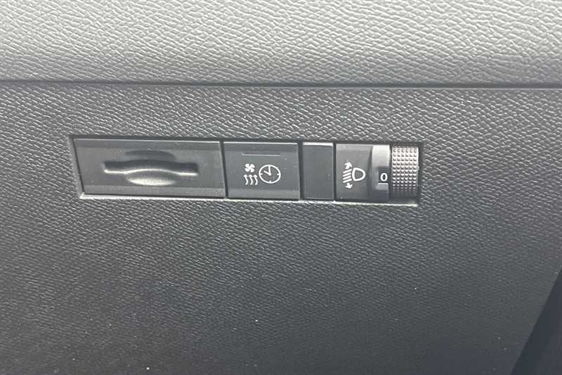 Used Vauxhall Astra 2024 for sale - 77471514: Photo 49