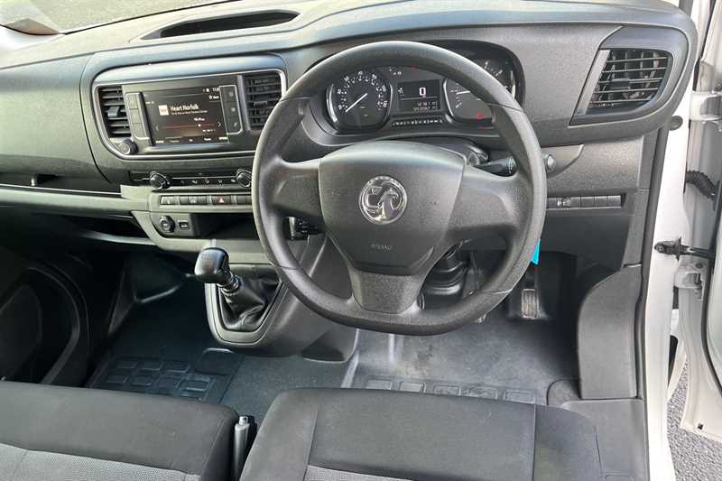 Used Vauxhall Vivaro 2023 for sale - 77472027: Photo 11