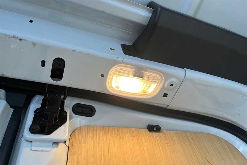 Used Vauxhall Vivaro 2023 for sale - 77472027: Photo 40