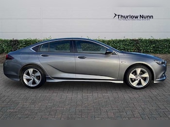 Used Vauxhall Insignia 2019 for sale - 76842340: Photo