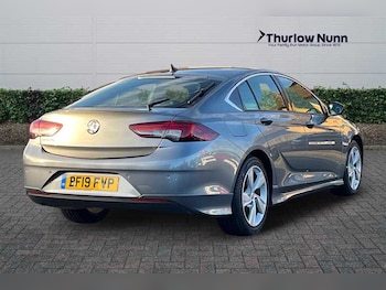 Used Vauxhall Insignia 2019 for sale - 76842340: Photo