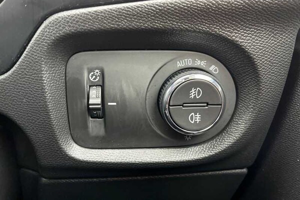 Used Vauxhall Corsa 2023 for sale - 76204363: Photo 31
