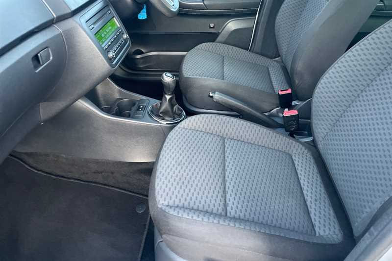 Used Skoda Roomster 2014 for sale - 77588749: Photo 41