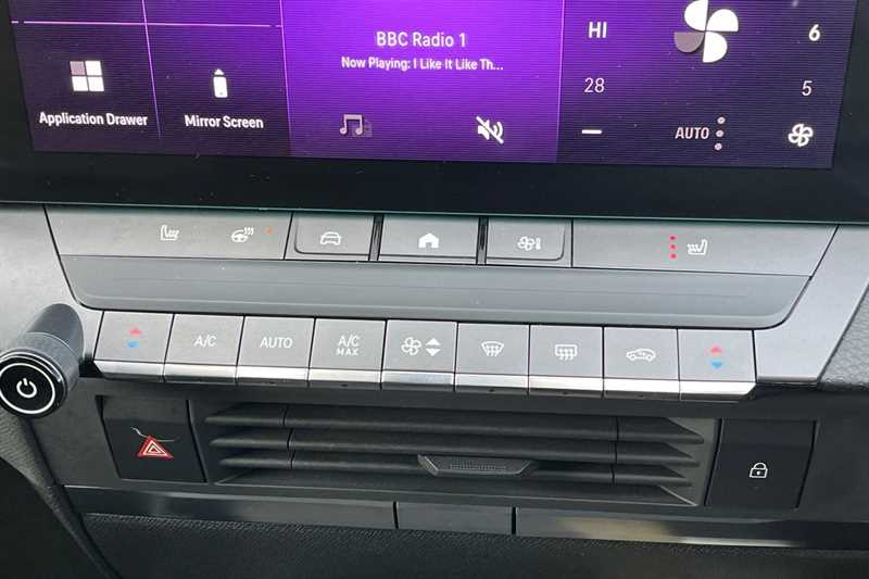 Used Vauxhall Astra 2023 for sale - 77471093: Photo 15