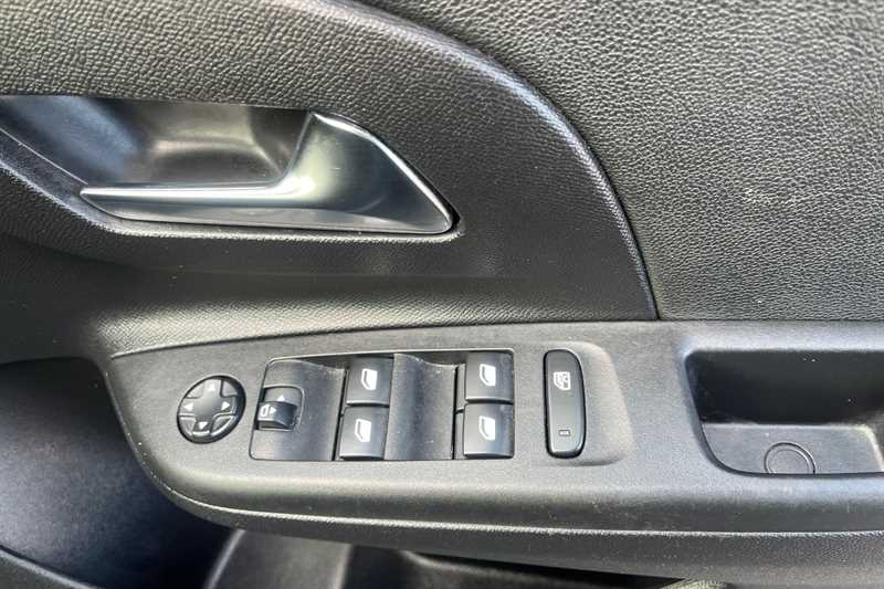 Used Vauxhall Corsa 2023 for sale - 76034119: Photo 16