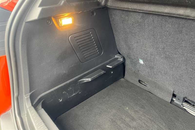 Used Renault Captur 2016 for sale - 77648396: Photo 27