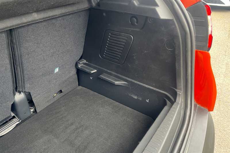 Used Renault Captur 2016 for sale - 77648396: Photo 28