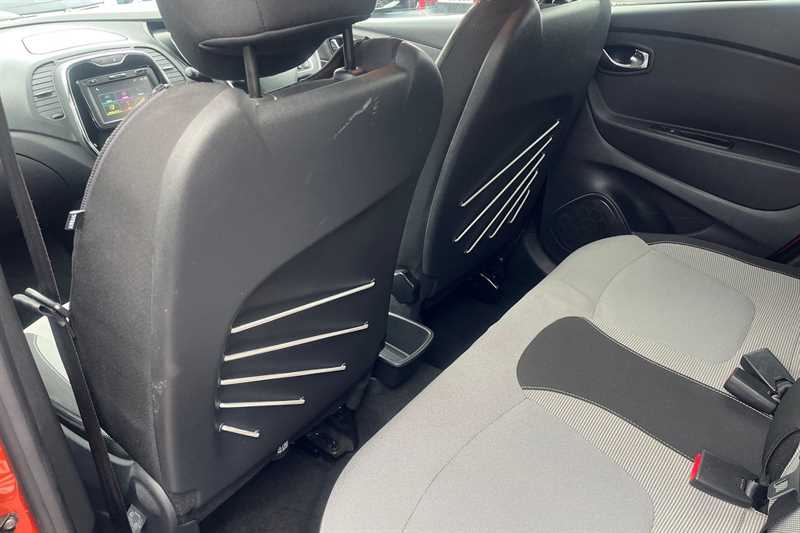 Used Renault Captur 2016 for sale - 77648396: Photo 32