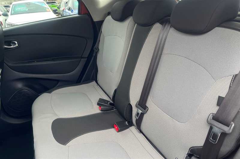 Used Renault Captur 2016 for sale - 77648396: Photo 33