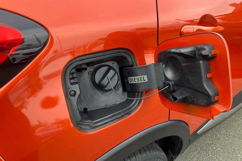 Used Renault Captur 2016 for sale - 77648396: Photo 40