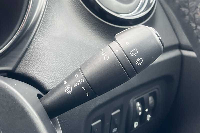 Used Renault Captur 2016 for sale - 77648396: Photo 43