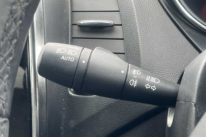 Used Renault Captur 2016 for sale - 77648396: Photo 44