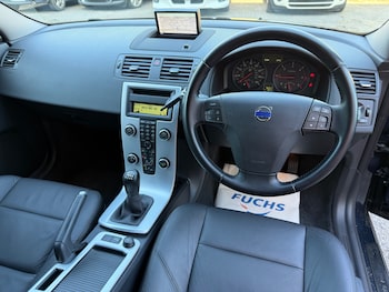 Used Volvo V50 2012 for sale - 79442864: Photo