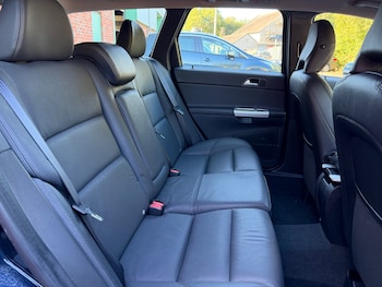 Used Volvo V50 2012 for sale - 79442864: Photo