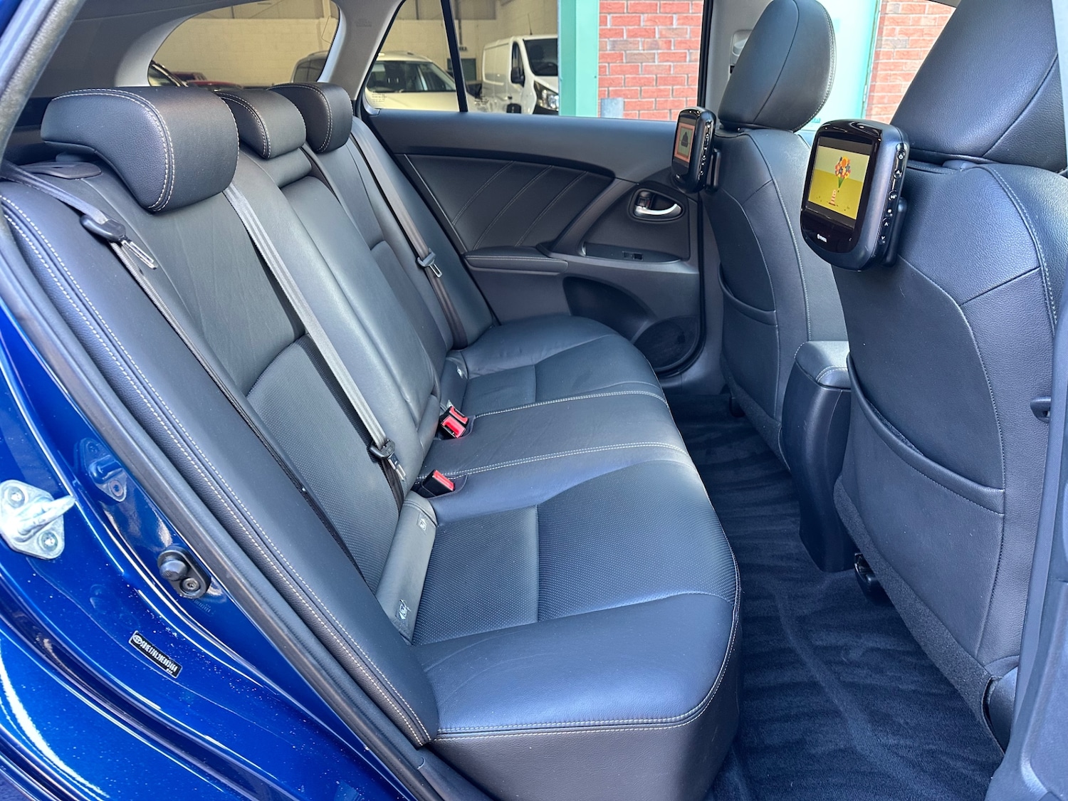 Used Toyota Avensis 2015 for sale - 77310886: Photo 4