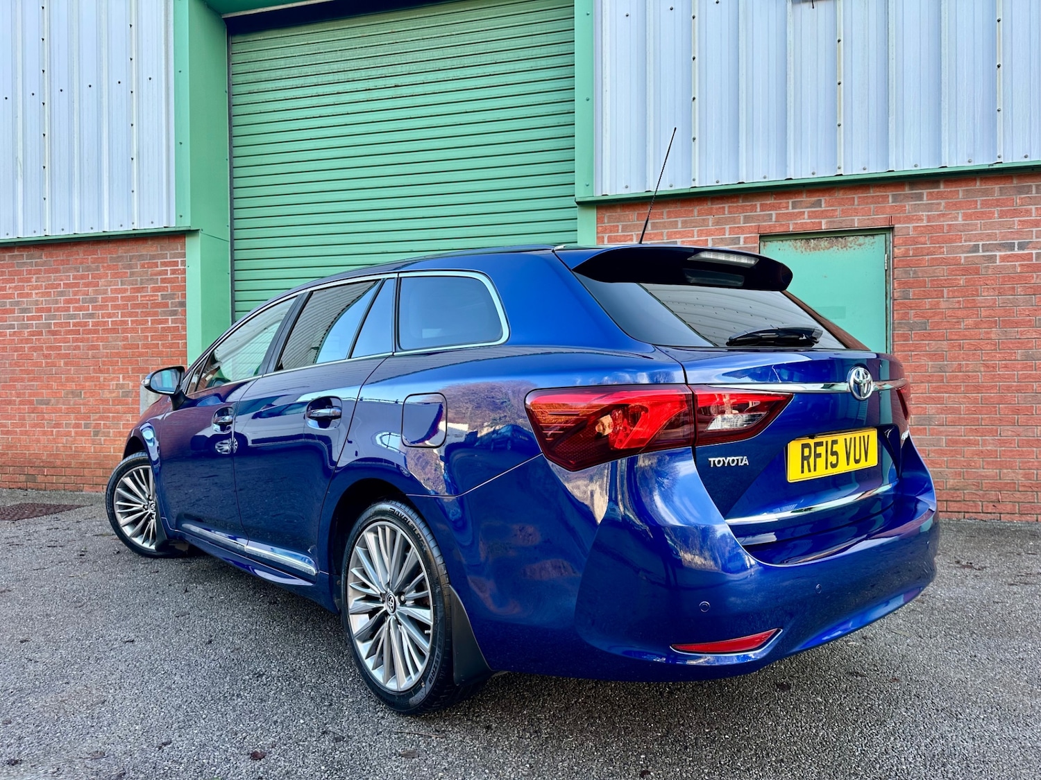 Used Toyota Avensis 2015 for sale - 77310886: Photo 7