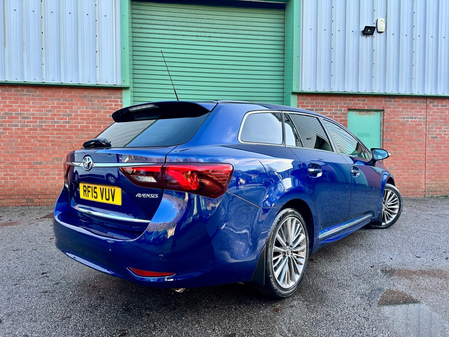 Used Toyota Avensis 2015 for sale - 77310886: Photo 9