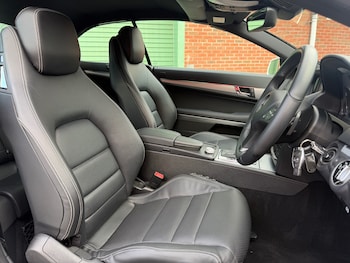 Used Mercedes-Benz E Class 2011 for sale - 79574940: Photo