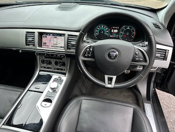 Used Jaguar XF 2014 for sale - 78638788: Photo
