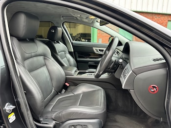 Used Jaguar XF 2014 for sale - 78638788: Photo
