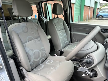 Used Renault Kangoo 2009 for sale - 78740108: Photo