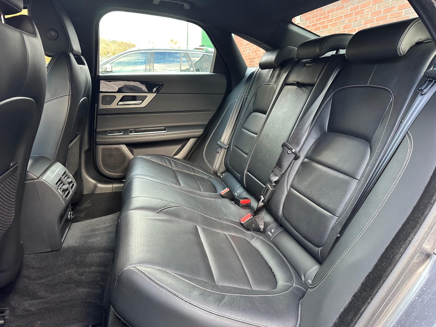 Used Jaguar XF 2016 for sale - 76789505: Photo 13